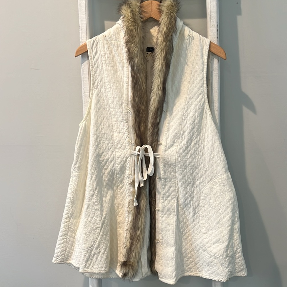 We The Free Cream Vest with Faux Fur Trim